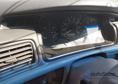 2000 Toyota Camry Xle z USA, uszkodzony, nr VIN JT2BG28K8Y0508209